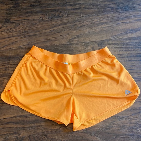 Reebok Shorts - Picture 3 of 4
